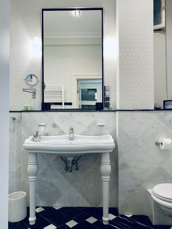 Villa Bagatelle - Luxury Apartment ニース エクステリア 写真