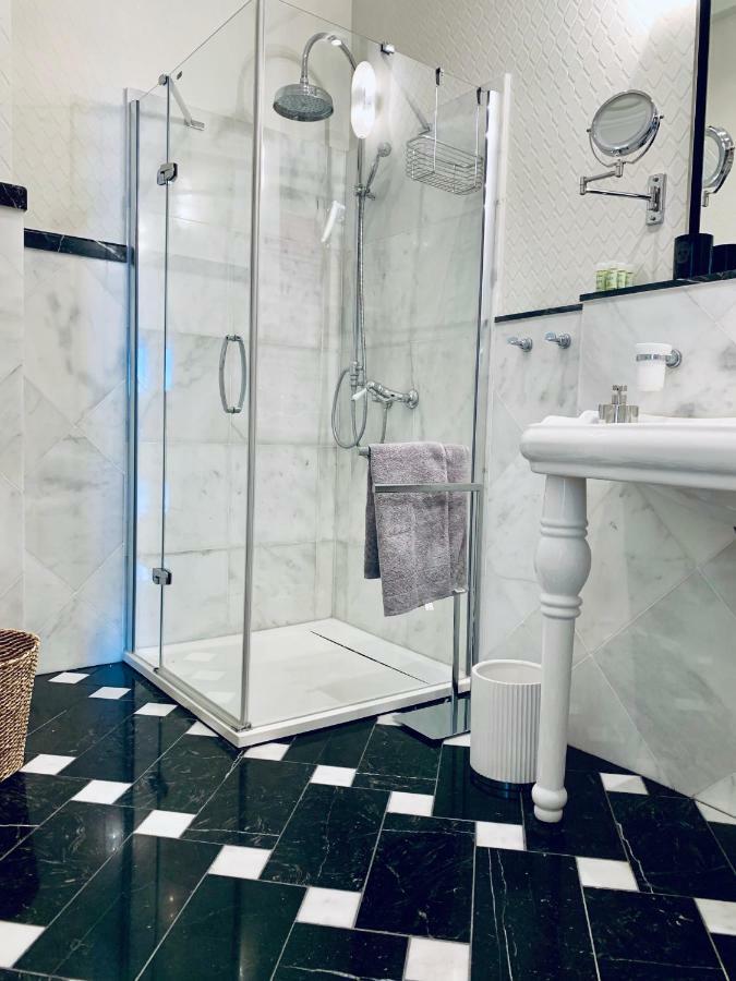 Villa Bagatelle - Luxury Apartment ニース エクステリア 写真